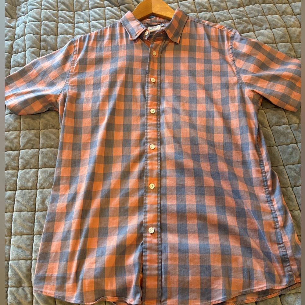 Faherty short sleeve button down, salmon and light blue check. Very soft! - Picture 2 of 7